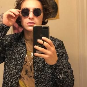 Meet your Posher, Jerome